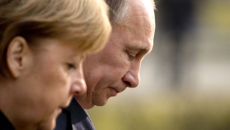 Angela Merkel en Vladimir Poetin in Hannover. Beeld ap