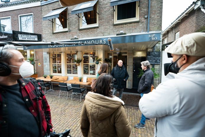 Herman den Blijker heeft de pers erbij gehaald in een poging noodlijdend restaurant Miro op de kaart te zetten.