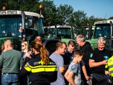 Politie stuurt tientallen boeren van de A12 bij De Meern af: ‘Tractoren horen daar niet’
