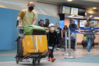 Vanaf dinsdag hebben reizigers uit China negatieve coronatest nodig in Nederland