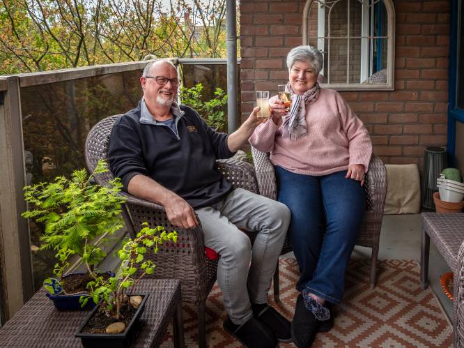 Dichte brug leidt tot frustraties, maar Ad en Elma genieten: ‘Er is een heerlijke rust in Hoogvliet’

