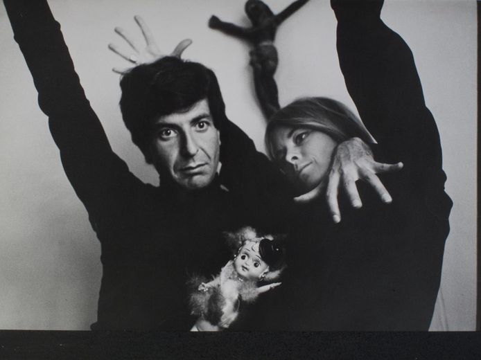 Leonard Cohen en Marianne Ihlen in de jaren zestig.