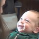 Zo lief: deze dove baby hoort zijn ouders voor de eerste keer