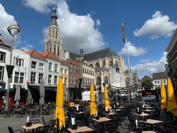 De rust is weer teruggekeerd op de Grote Markt.
