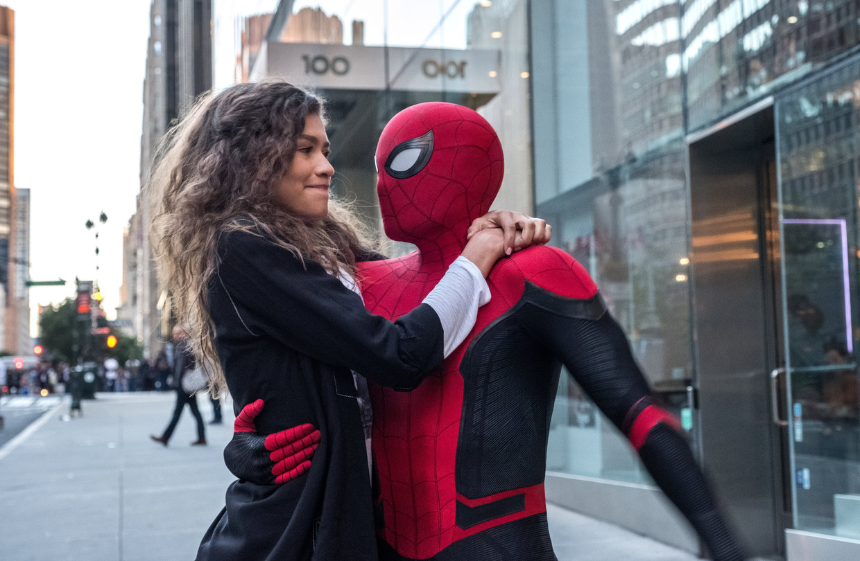 Zendaya en Tom Holland in 'Spider-Man: Far from Home (2019)'.  Bild Photo News