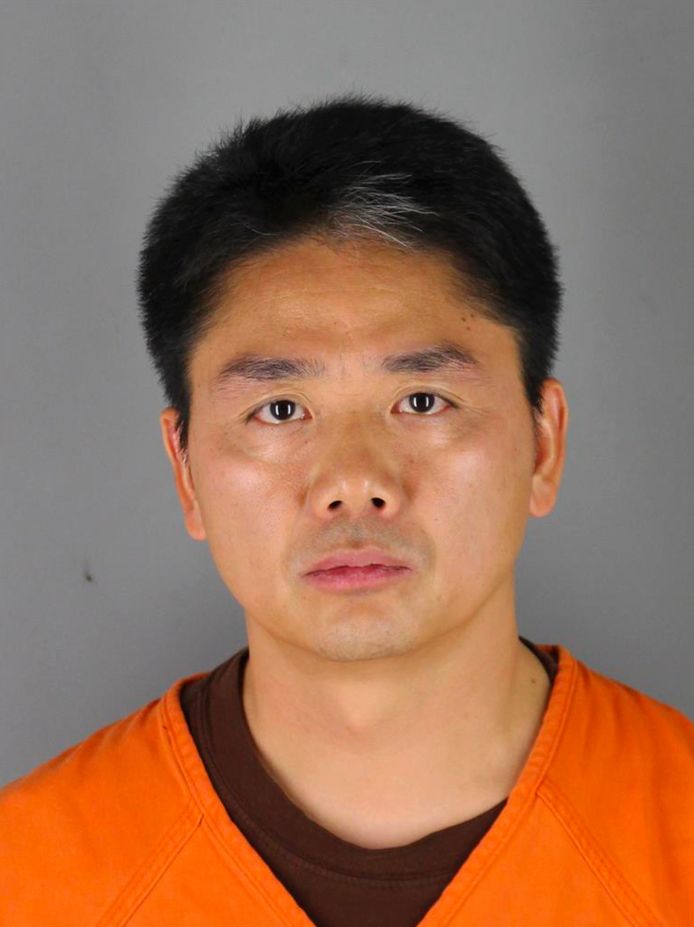 De oprichter en topman van webshop JD.com, Liu Qiangdong, werd afgelopen vrijdag in Minneapolis in de Verenigde Staten opgepakt op verdenking van verkrachting.