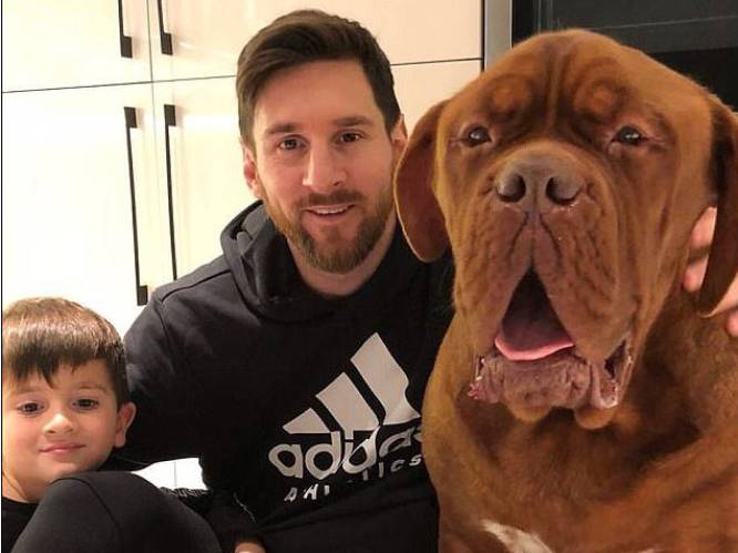Messi poseert met zoontje en señor Hulk, Nys in de sneeuw