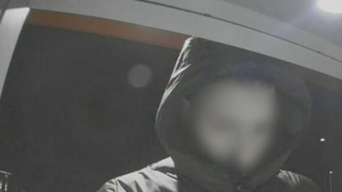Bijna 5000 euro buitgemaakt met bankpasfraude op Urk