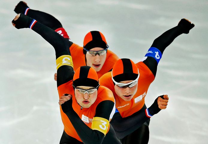Sven Kramer, Koen Verweij en Jan Blokhuijsen tijdens de achtervolging in Sotsji.