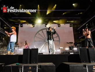RECENSIE. Atje voor de sfeer én schoentjes in de lucht: Goldband zorgt voor extreem broeierig feestje op CORE