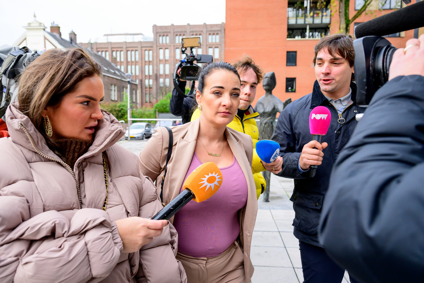 Nicol Kremers stelt publicatie van haar autobiografie uit na confrontatie met Peter Gillis