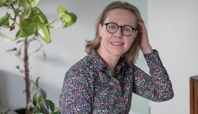 Janneke (43) heeft een zeldzame vorm van reuma Beeld Ester Gebuis