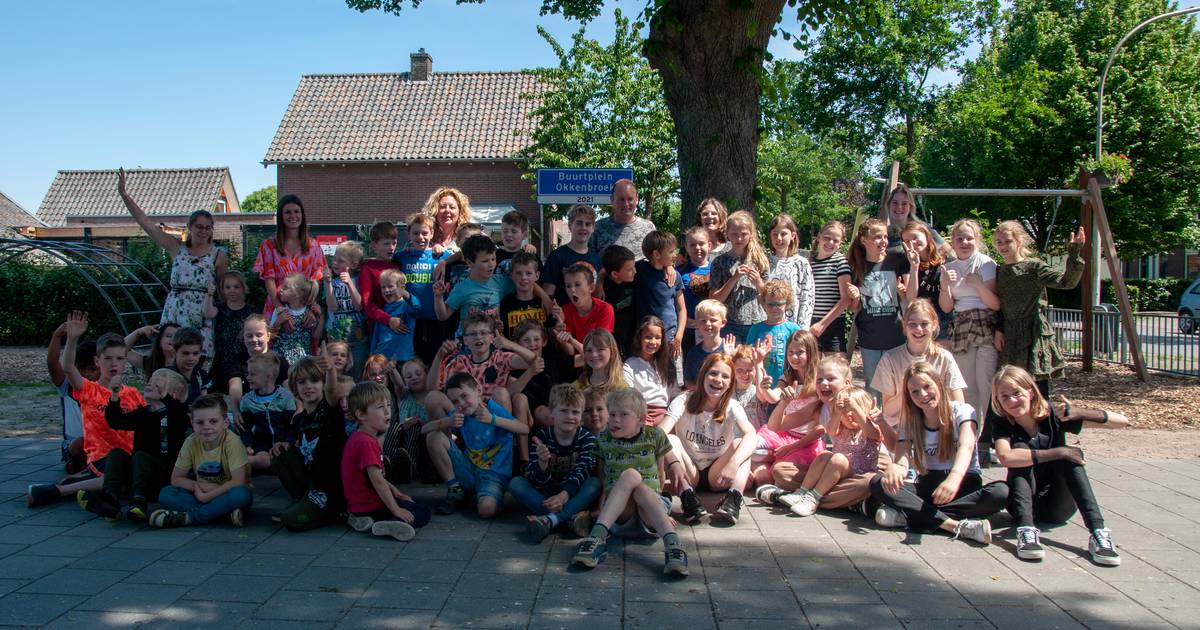 Spelen, sporten en ontmoeten: schoolplein in Okkenbroek is omgedoopt tot buurtplein