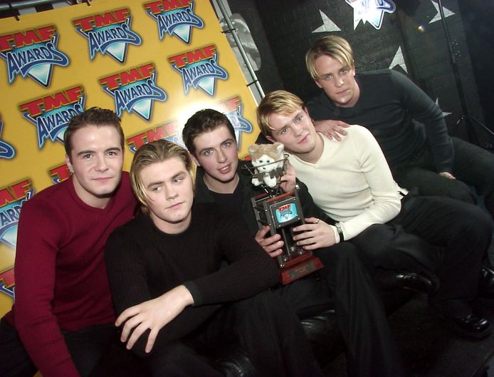 Westlife in 2000: Shane, Brian, Mark, Nicky en Kian.