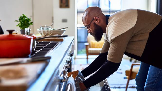 Combi-microgolf van AEG werkt niet meer na update: toestel denkt stoomoven te zijn