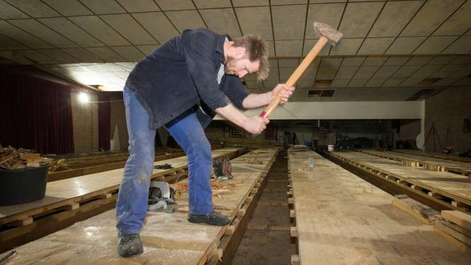 Houten bowlingbanen krijgen nieuw leven: ‘Voor mooie stukken hout hoef je niet naar de houthandel’