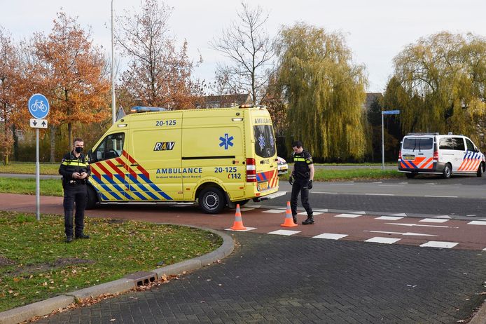 Scooterrijder en automobilist botsen tegen elkaar op Westerhagelaan ...