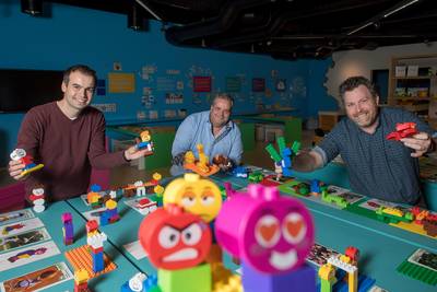 ‘Lego en Duplo zijn vervuilend’; speelblokken van bioplastic gaan via Ochten de schoolwereld in