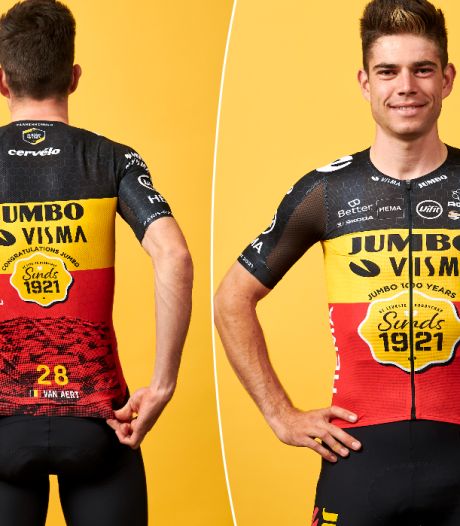 Maillot spécial dimanche pour Wout van Aert et ses coéquipiers de Jumbo-Visma