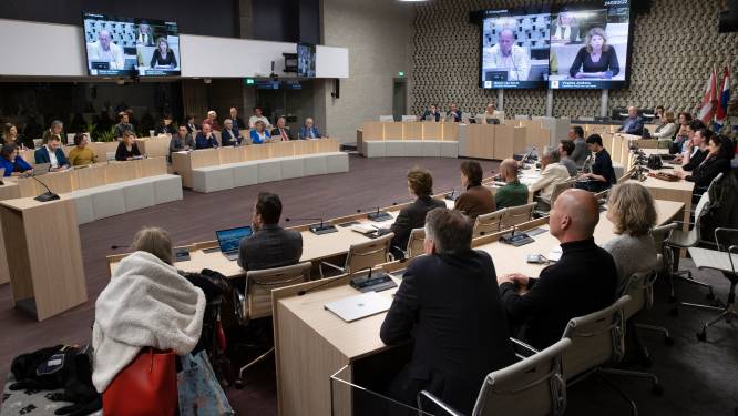 Eindhovense gemeenteraad onderbreekt vergadering voor ramadan