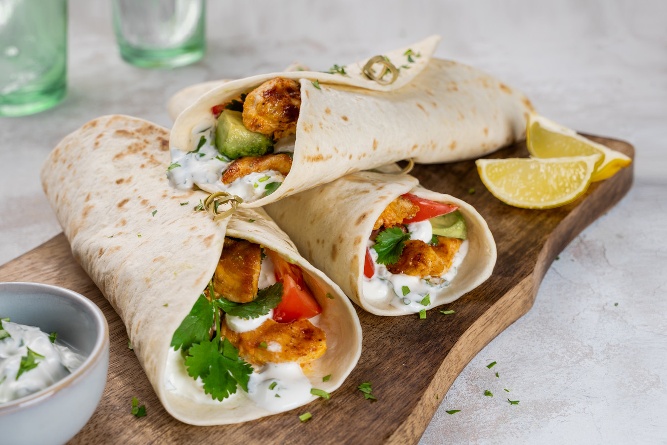 Wat Eten We Vandaag Maaltijdwraps met kip, avocado en yoghurt