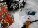 Skiër redt snowboarder die ondersteboven in sneeuw vastzit in VS