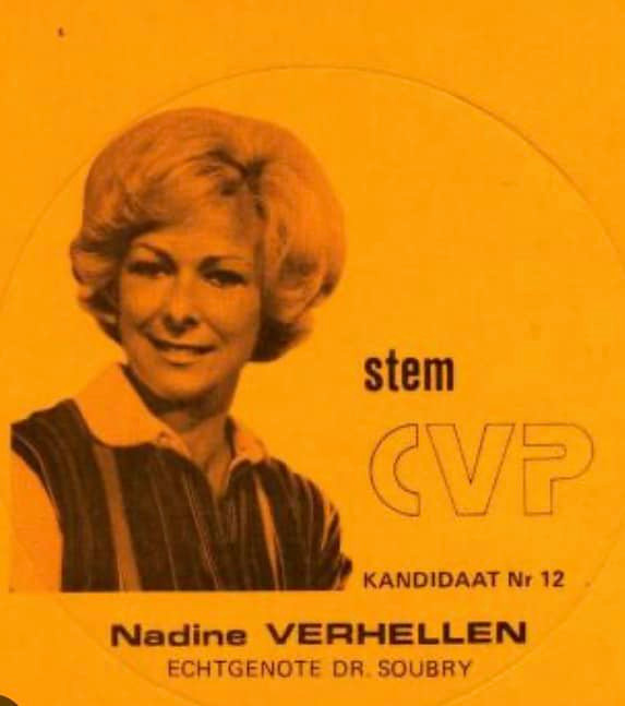 Nadine Verhellen was de eerste vrouwelijke schepen van Deinze.