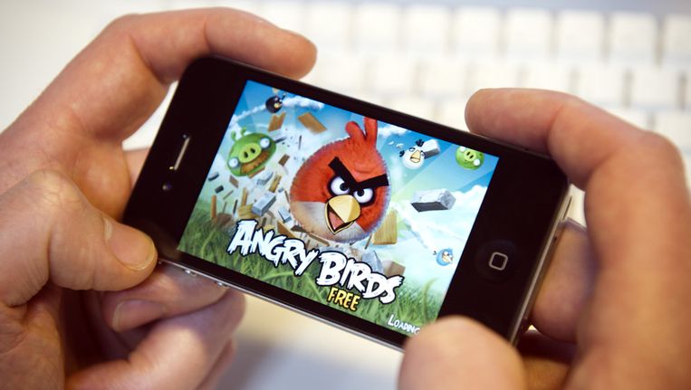 De app Angry Birds op een smartphone Beeld anp