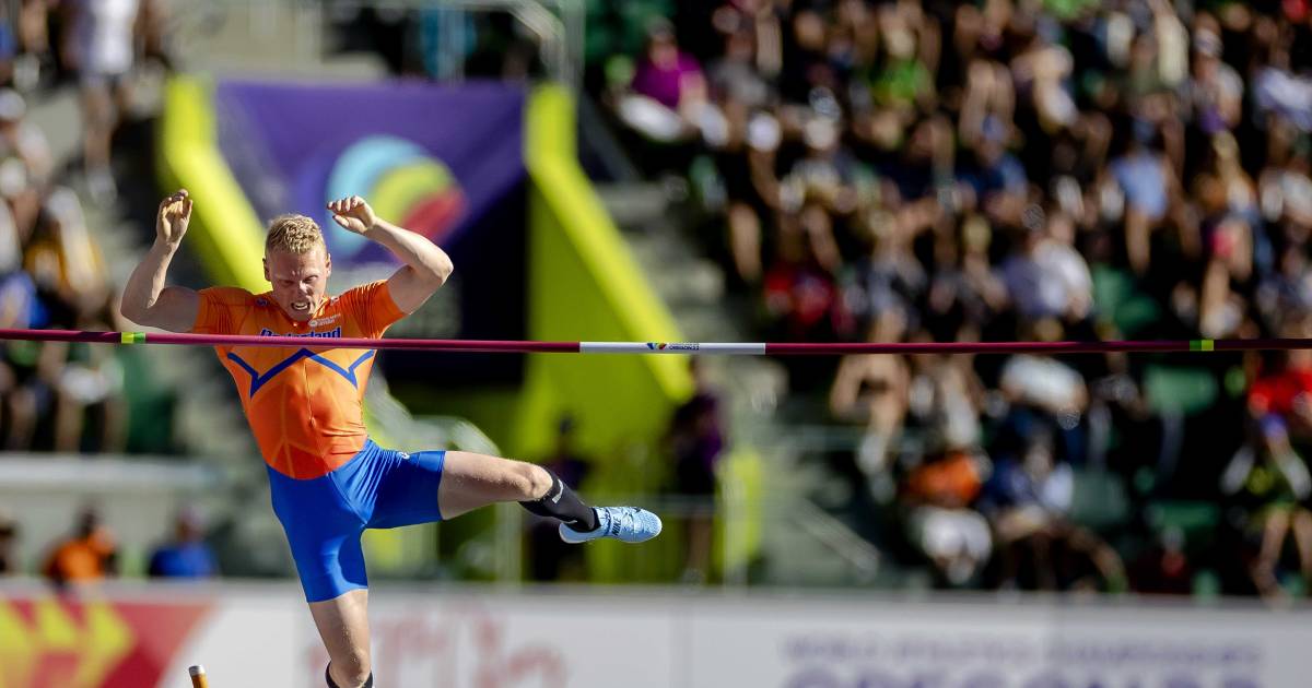 Geblesseerde Menno Vloon met nieuwe stokken naar finale: 'De oude stokken laten overvliegen, een dra