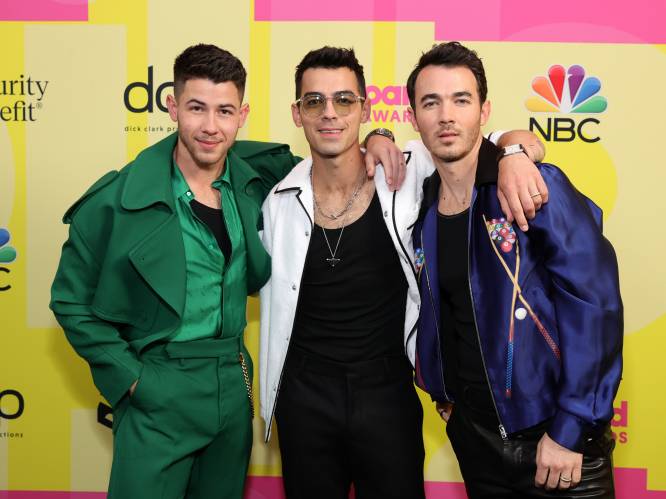Fans woest op Jonas Brothers die Europese tour zonder reden uitstellen, ook Belgisch concert sneuvelt: “Dit kan echt niet”