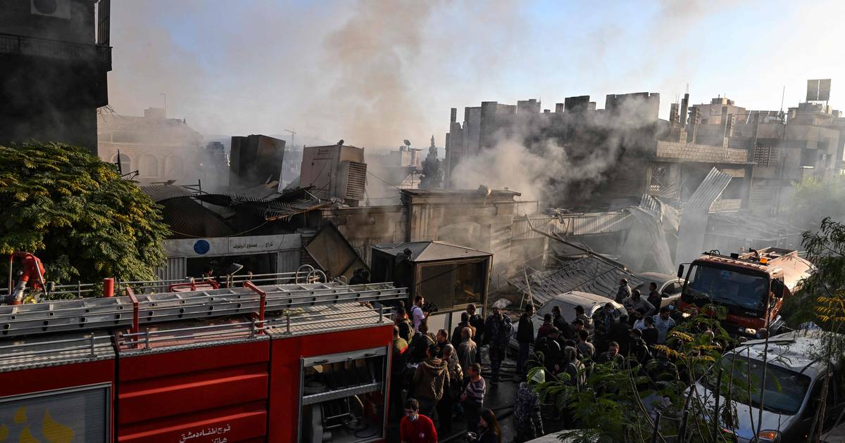 LIVE Midden-Oosten | Doden en gewonden bij Israëlische aanvallen in Syrië, paus ontvangt families van gijzelaars