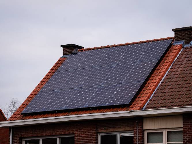Vlaamse overheid trekt half miljard aan compensaties uit voor eigenaars zonnepanelen