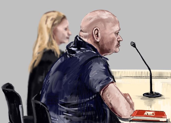 Patrick van G. tijdens zijn rechtszaak. Naast hem de advocate van zijn ‘vriend’ Jack, die niet bij de rechtszaak was.