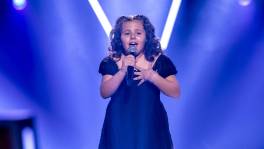 Kan schattige Lyana overtuigen met ‘Flowers’?