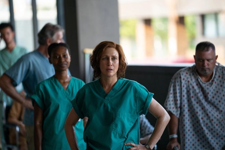 Vera Farmiga schittert in 'Five Days at Memorial' Beeld Apple TV+