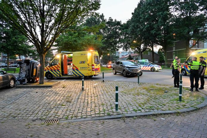 Ongeluk in de Abdijstraat in Breda.