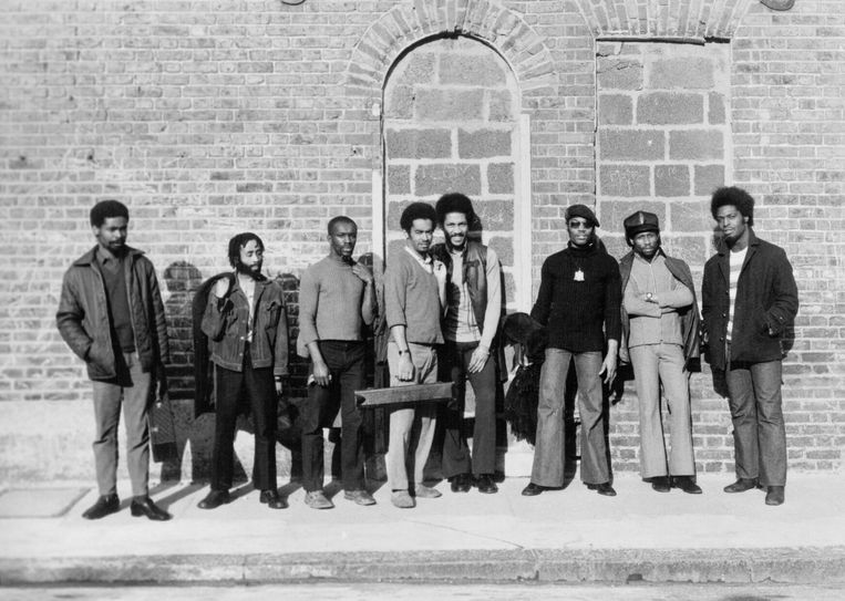 De band Cymande in de vroege jaren zeventig.  Beeld Getty