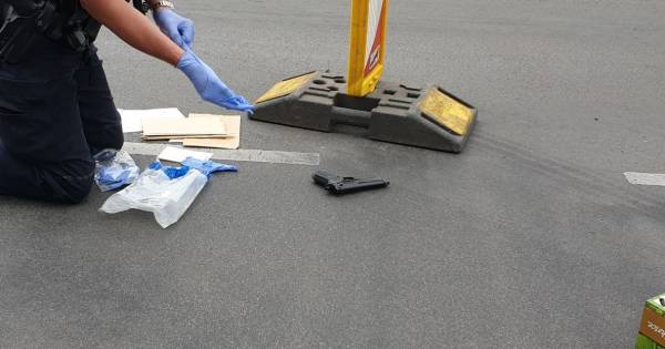 Mogelijk vuurwapen getrokken bij ongeluk in Hengelo.