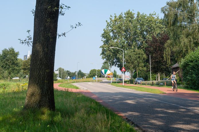 De Stelvenseweg richting de Bromtol.