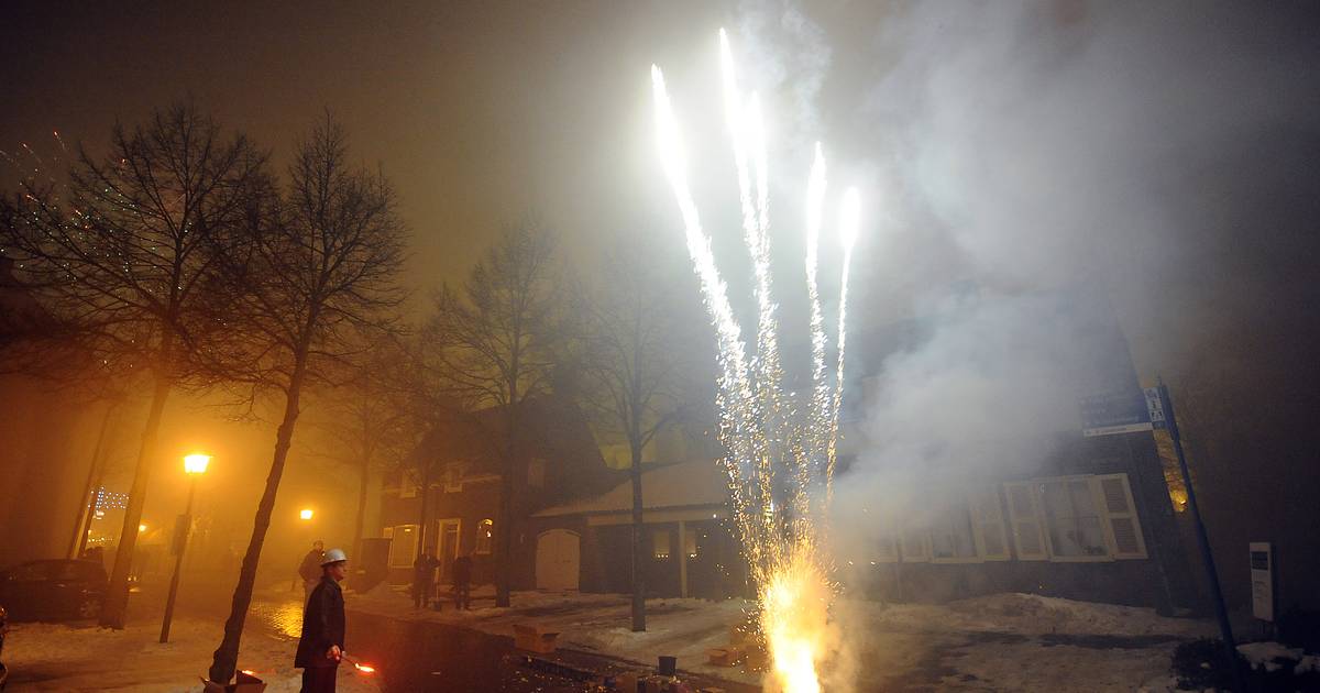 Gennep Moet Vuurwerkverbod Terugdraaien En Schade Van Vuurwerkverkopers Vergoeden Vindt Vvd Gennep Gelderlander Nl