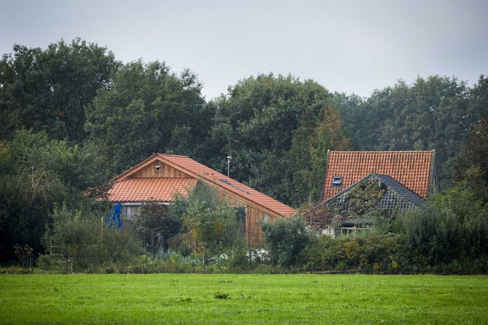 Eigenaren Boerderij Ruinerwold Leenden Tonnen Voor Restauratie Vastgoed Keldergezin Drenthe Tubantia Nl