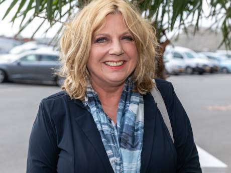 Loretta Schrijver geopereerd aan darmkanker: ‘Ben door een hel gegaan’