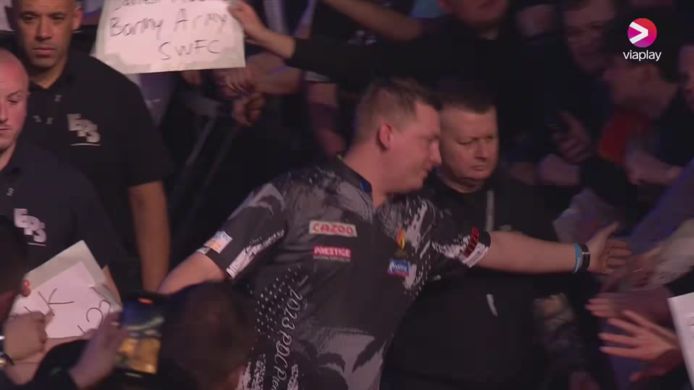 Dobey verslaat Van Gerwen