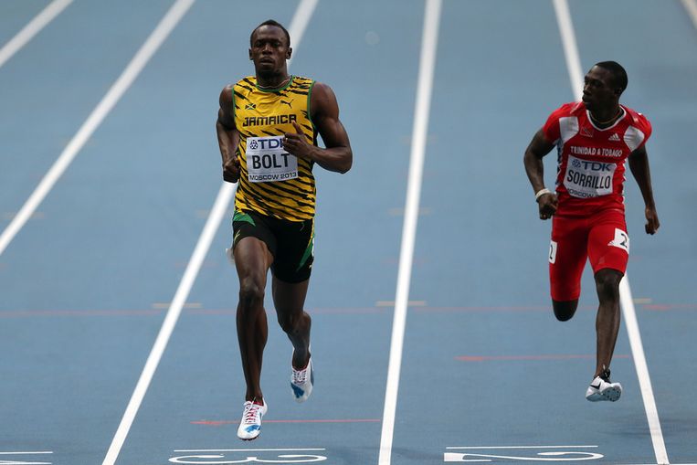 Bolt tijdens de series van de 100 meter van het WK Atletiek in Moskou. Beeld getty