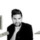 De presentator van een multiculturele talkshow kan het nooit goed doen