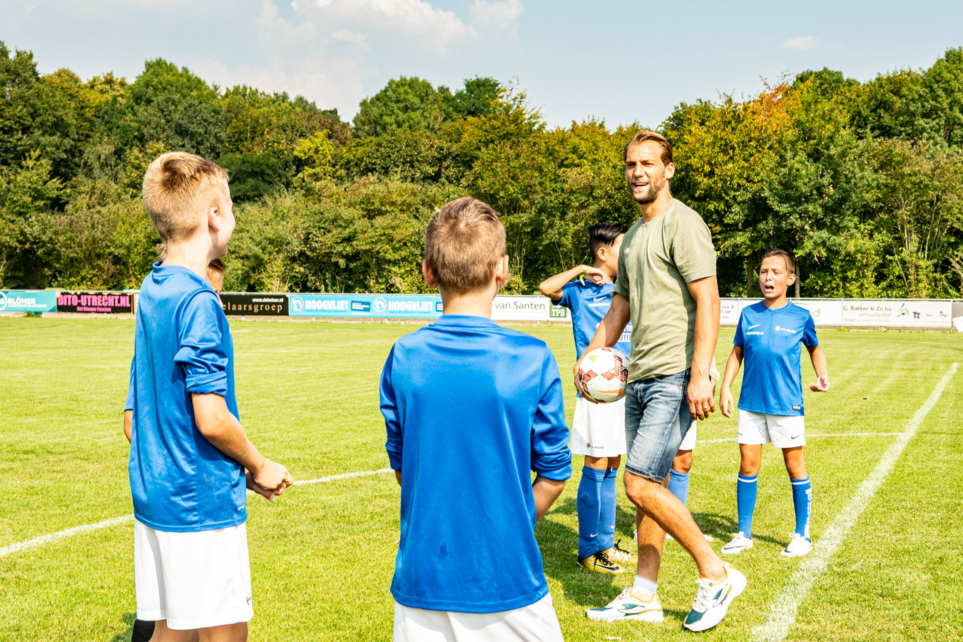 Zomerchallenge 27 Vind in één dag een kledingsponsor voor een