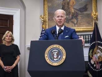 “Wanneer komen we in godsnaam in opstand tegen de wapenlobby?” Emotionele Biden doet oproep voor strengere wapenwet