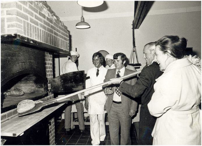 Bakkerijmuseum De Grenswachter in Luyksgestel, een foto van omstreeks 1985