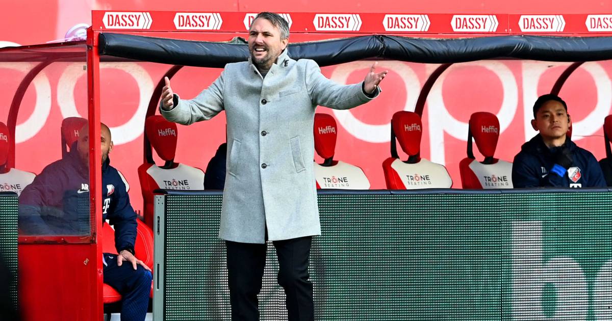 Nieuwbakken hoofdcoach Silberbauer scoort een dikke prima bij fans: ‘Dit was ouderwets op zijn Utregs’