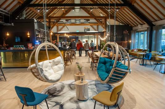 Een deel van het huidige cultuurcafé wordt opgeofferd voor huisvesting van de bibliotheek.